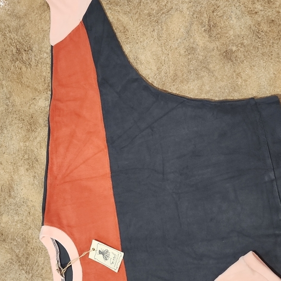 BOUTIQUE SWEATSHIRT - Picture 2 of 5